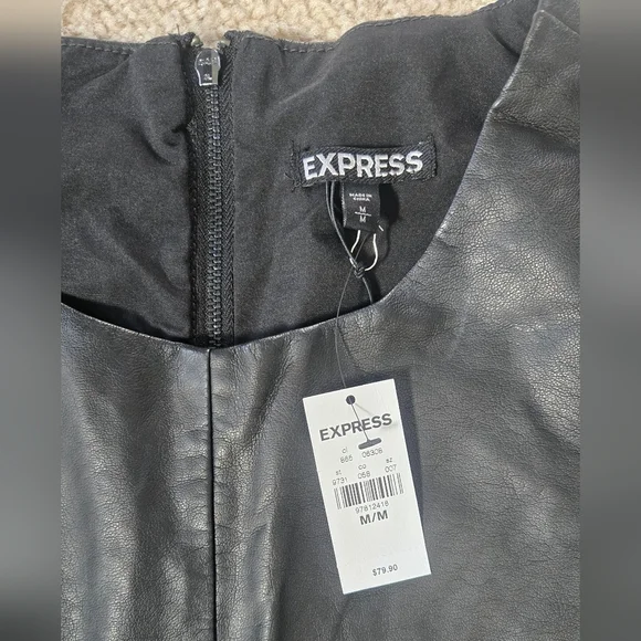 NWT Express Faux Leather Top Size Medium - Picture 3 of 11